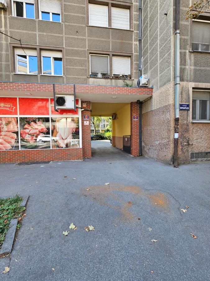 Booking Apartments Alone 1 Belgrade Exterior photo