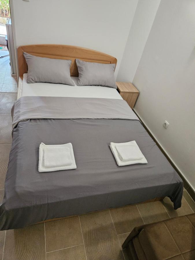 Booking Apartments Alone 1 Belgrade Exterior photo